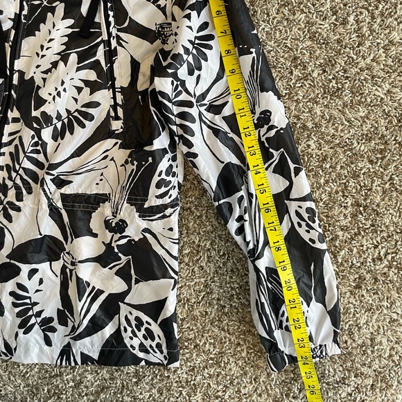 Lauren Ralph Lauren L Black White Floral Hooded Windbreaker Jacket - Picture 15 of 16